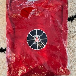 new w tags Long Sleeve Nike University of Arizona Dri-fit shirt Large